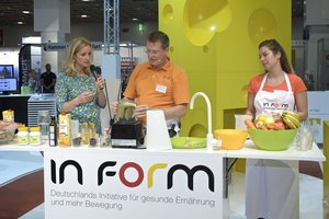 People cooking at the In FORM exhibition stand