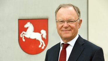 Portrait von Ministerpräsident Stephan Weil