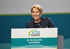 © BAGSO/Deck Eröffnungsrede Bundesministerin Franziska Giffey 2018